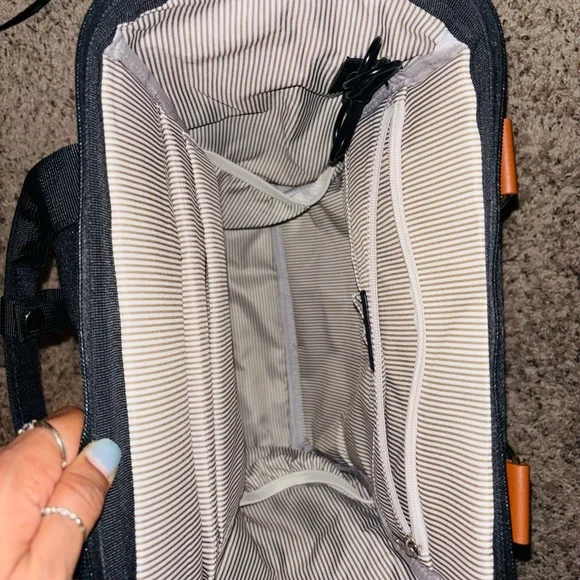 Diaper Bag/ Backpack with Charging Cable - Picture 5 of 9